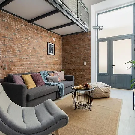 Stylish Industrial Loft For 4 In Alcantara Apartment Lisbon