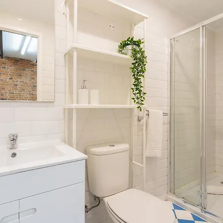 Stylish Industrial Loft For 4 In Alcantara * Lisboa