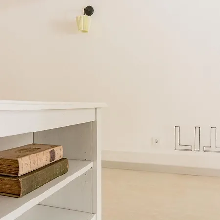 Stylish Industrial Loft For 4 In Alcantara * Lisboa